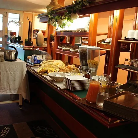 Quick Palace Ξενοδοχείο