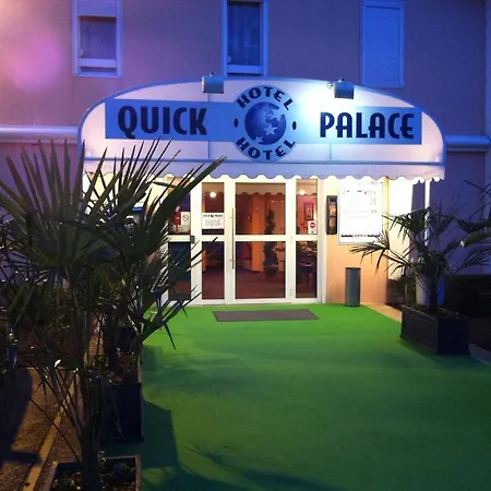 ホテル Quick Palace