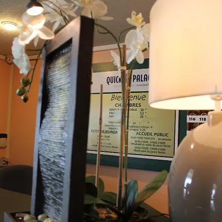 Ξενοδοχείο Quick Palace