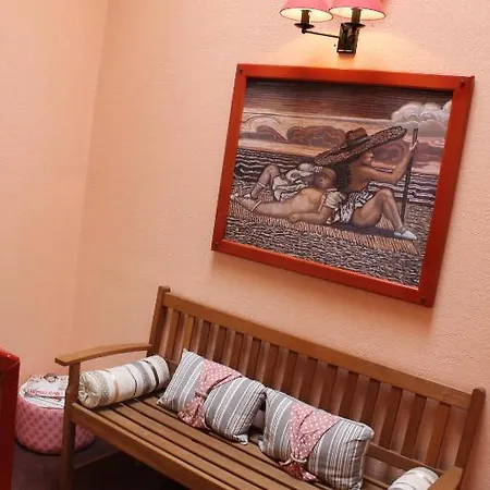 Ξενοδοχείο Quick Palace 2*