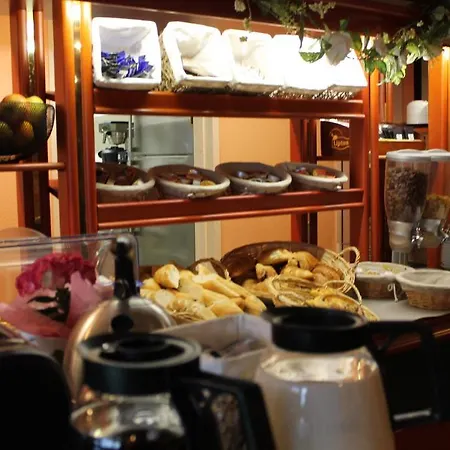 Ξενοδοχείο Quick Palace