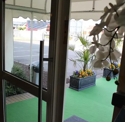 Quick Palace Hotel 2*