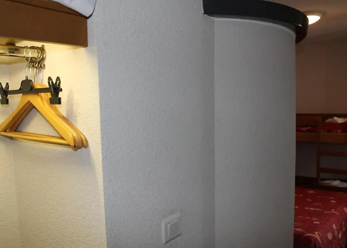 Quick Palace Hotel 2*